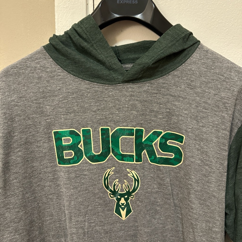 Gray and Green Milwaukee Bucks Lightweight Hoodie